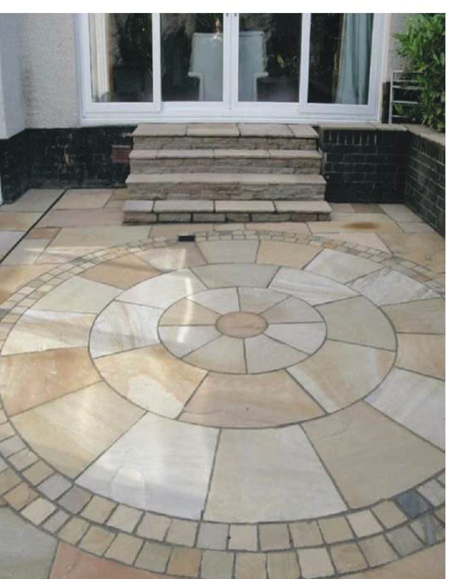 Fossil Mint natural stone paving circle