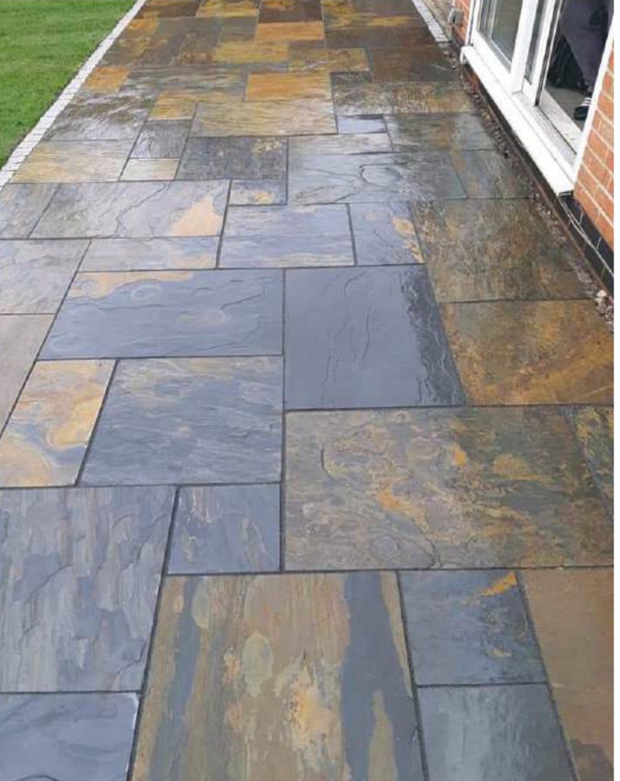 Black Rustic Gold paving
